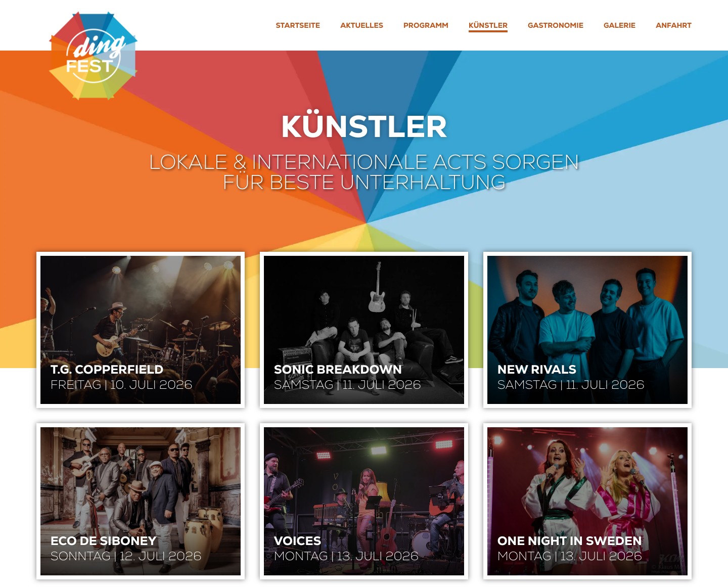 Seite „Künstler“ des Dingfest mit Fotokarten der Acts, jeweils mit Name und Auftrittstag