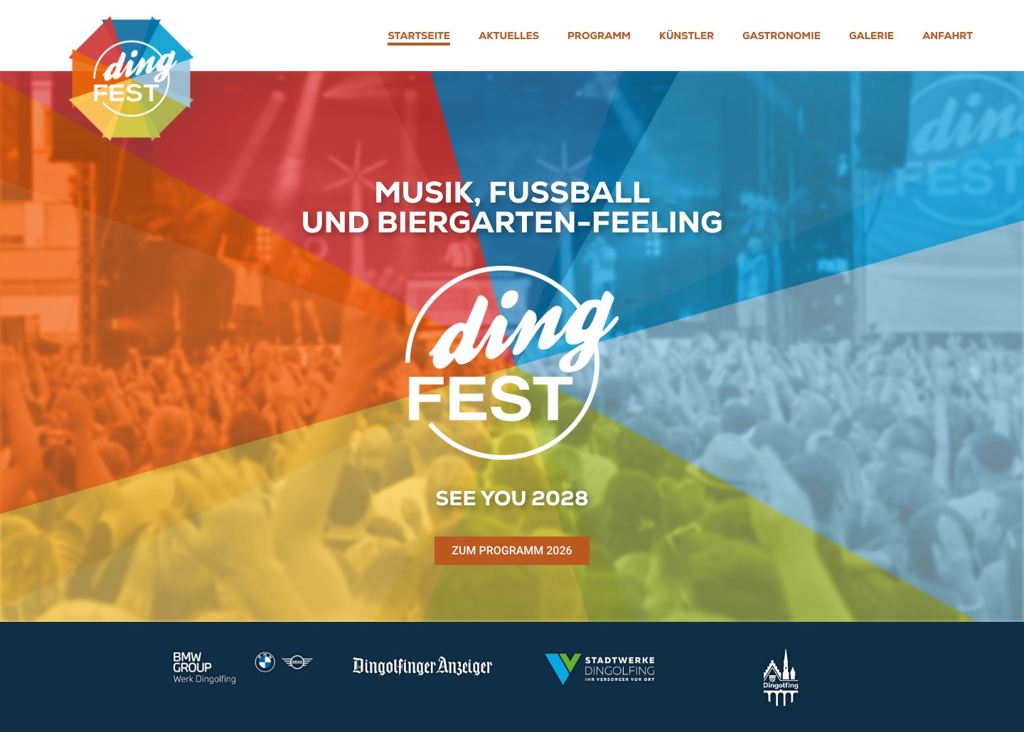 Startseite des Dingfest Dingolfing mit Festival-Logo auf farbigem Strahlenmotiv, Programm-Button und Leiste mit Sponsorenlogos